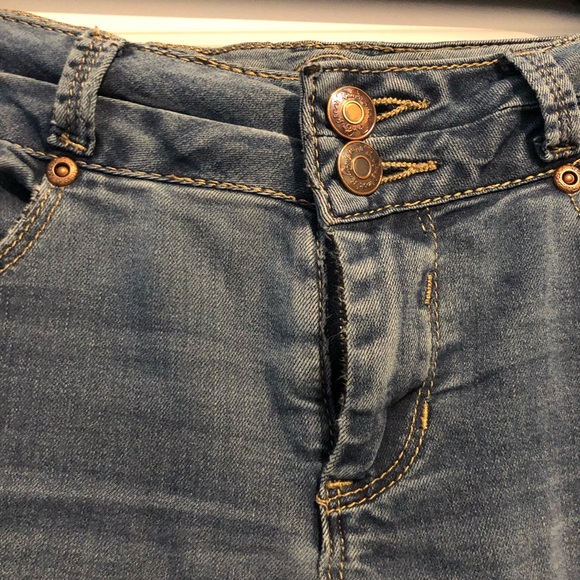 High rise jeans - Picture 3 of 5